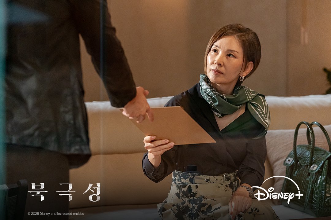 ディズニープラス公式