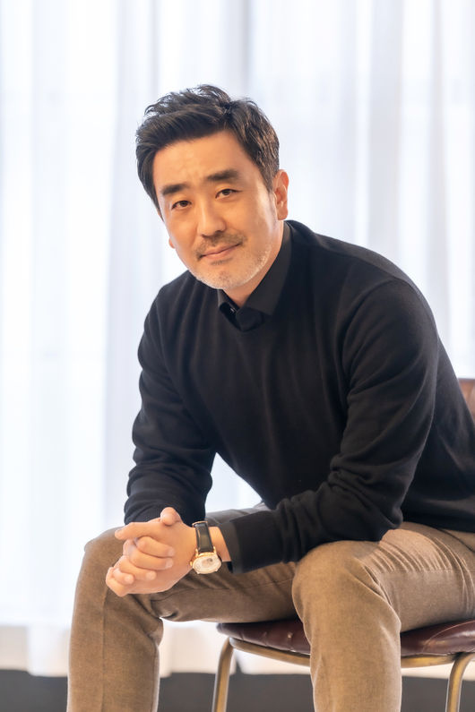 ソウルの家から大企業に通うキム部長の物語キャスト