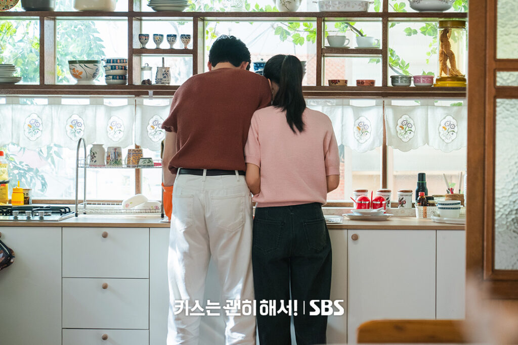 ダイナマイトキス公式画像